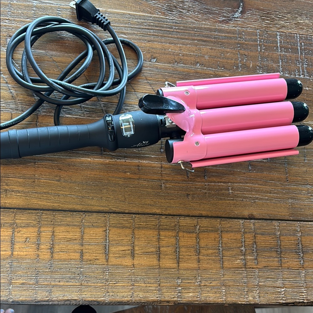 Allure Pink and Black Triple Barrel Hair Waver